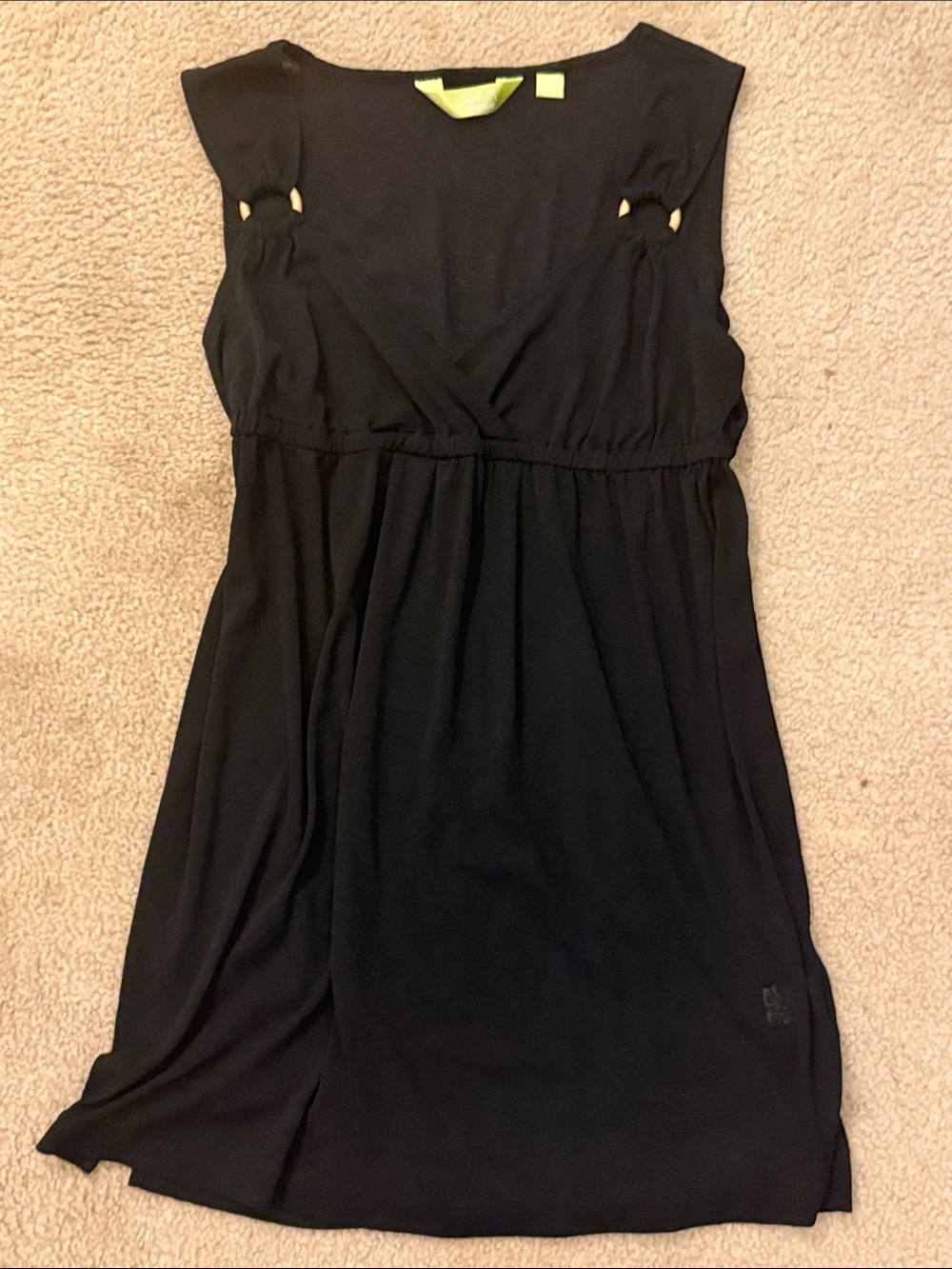 Women's Black Sleeveless Gathered Waist Dress